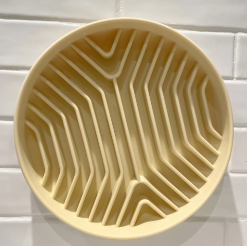 Geometric Slow Feeder